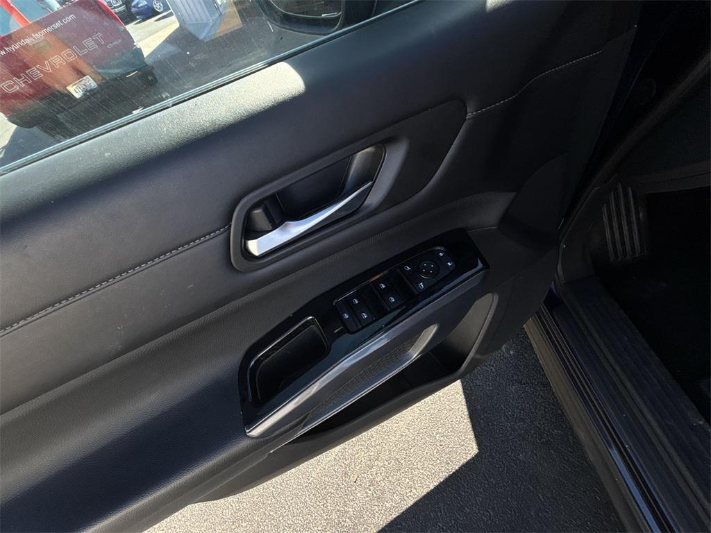 used 2022 Nissan Pathfinder car, priced at $33,975