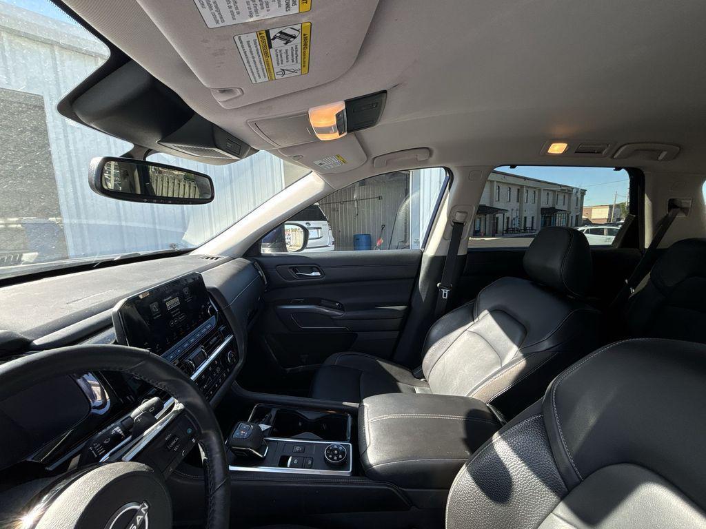 used 2022 Nissan Pathfinder car, priced at $30,399