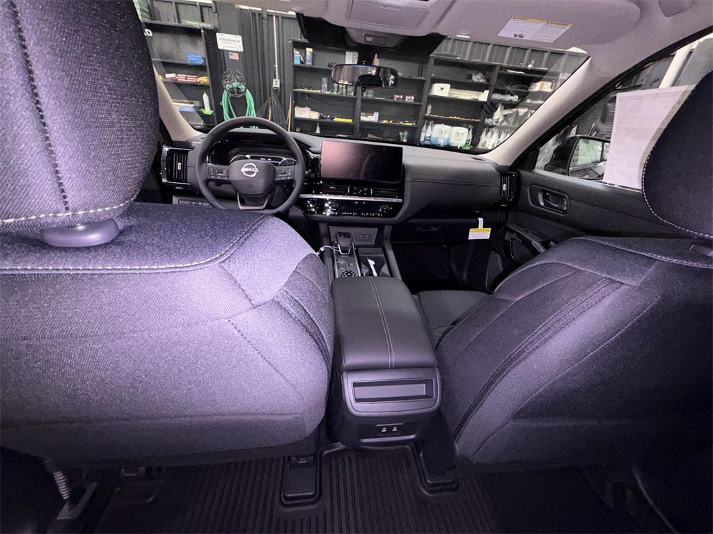 new 2026 Nissan Pathfinder car, priced at $40,060