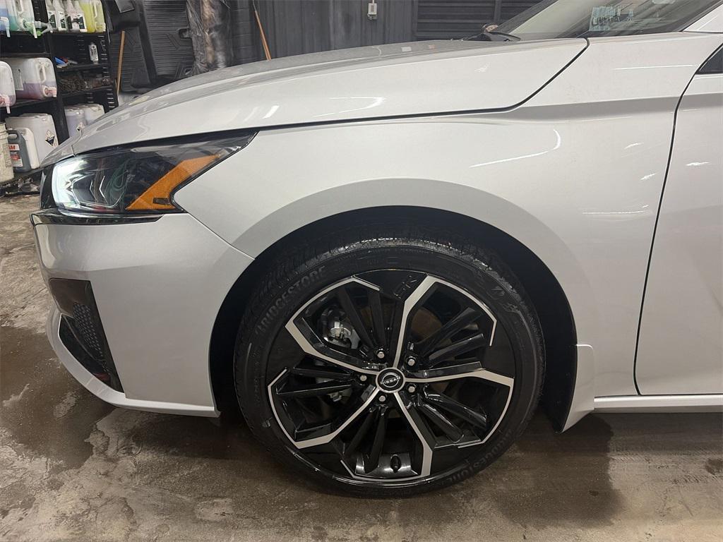 new 2025 Nissan Altima car, priced at $27,736