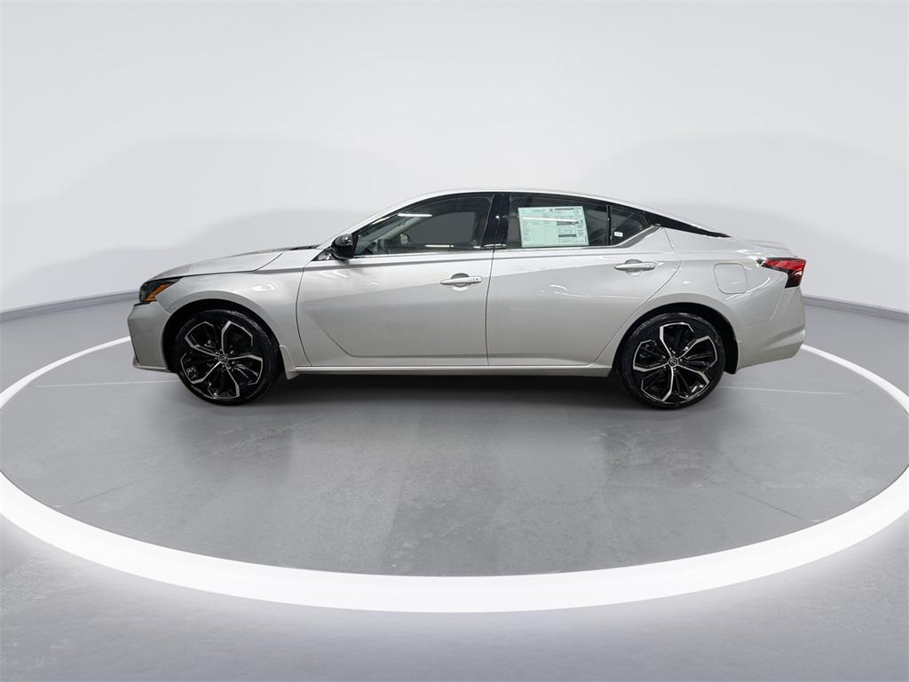 new 2025 Nissan Altima car, priced at $27,736
