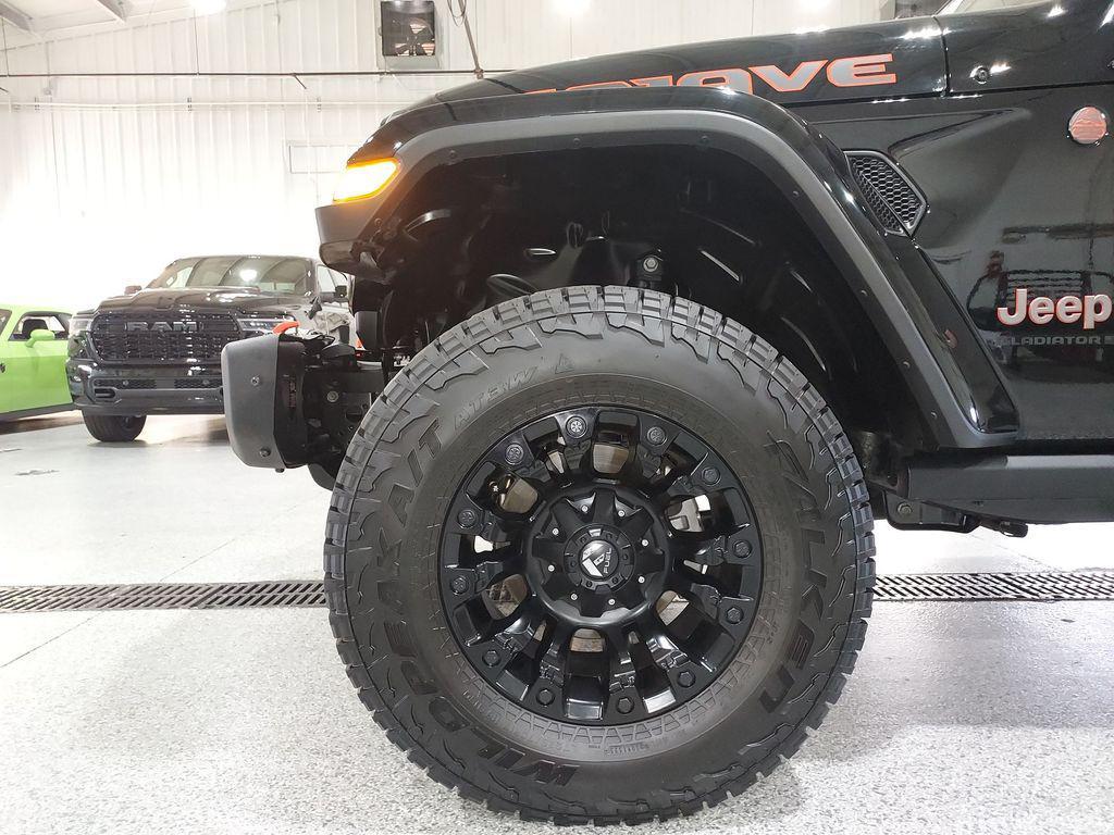 used 2025 Jeep Gladiator car, priced at $52,489