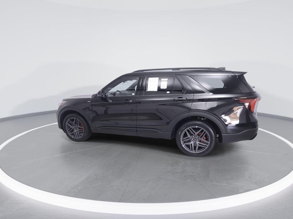 used 2025 Ford Explorer car, priced at $40,870