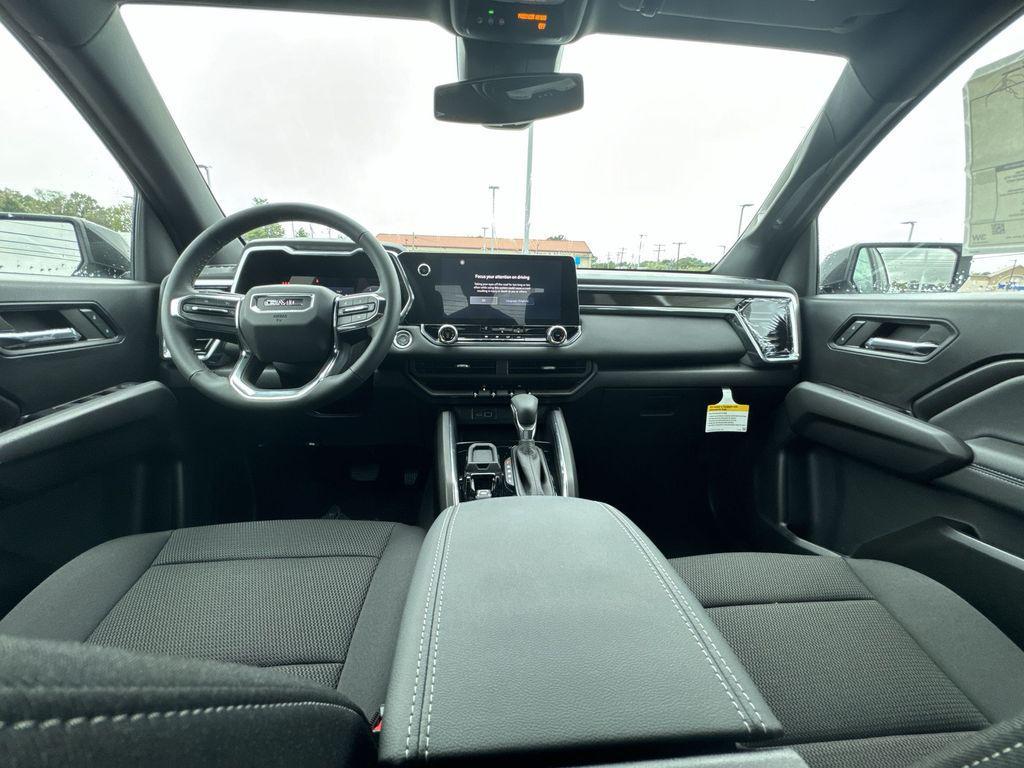 used 2024 GMC Canyon car, priced at $34,990