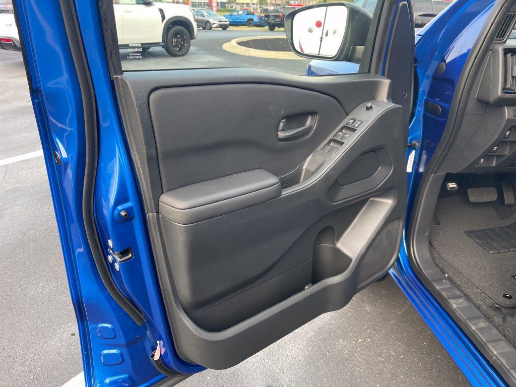 new 2027 Nissan Frontier car, priced at $41,996