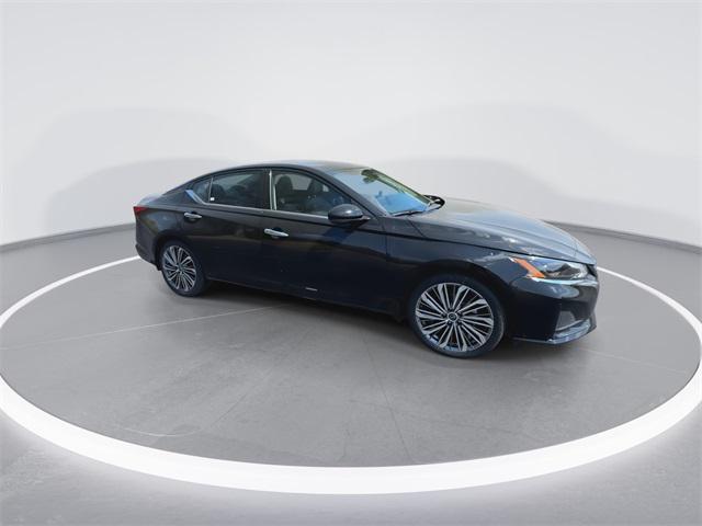 new 2025 Nissan Altima car, priced at $28,682
