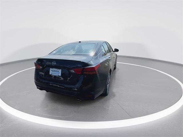 new 2025 Nissan Altima car, priced at $28,682