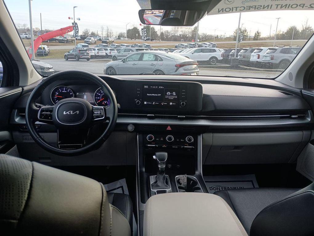 used 2024 Kia Carnival car, priced at $32,986