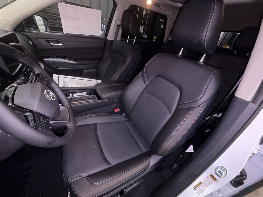 new 2026 Nissan Pathfinder car, priced at $45,838