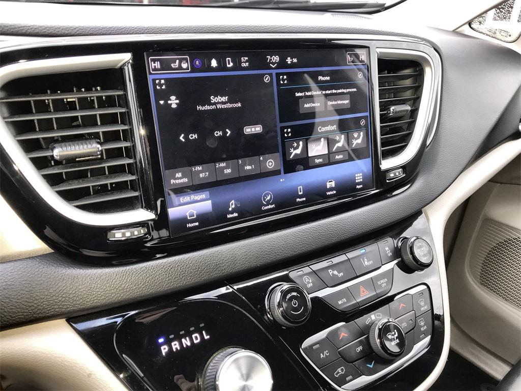 used 2024 Chrysler Pacifica car, priced at $33,875