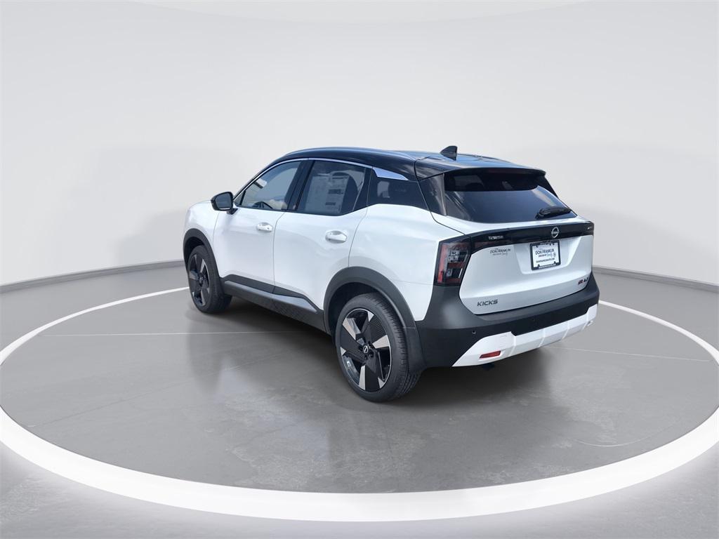 new 2025 Nissan Kicks car, priced at $29,559
