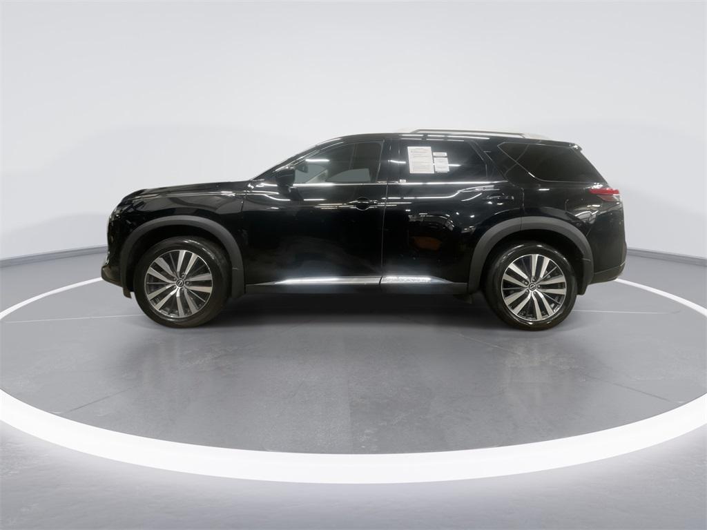 used 2022 Nissan Pathfinder car, priced at $35,442