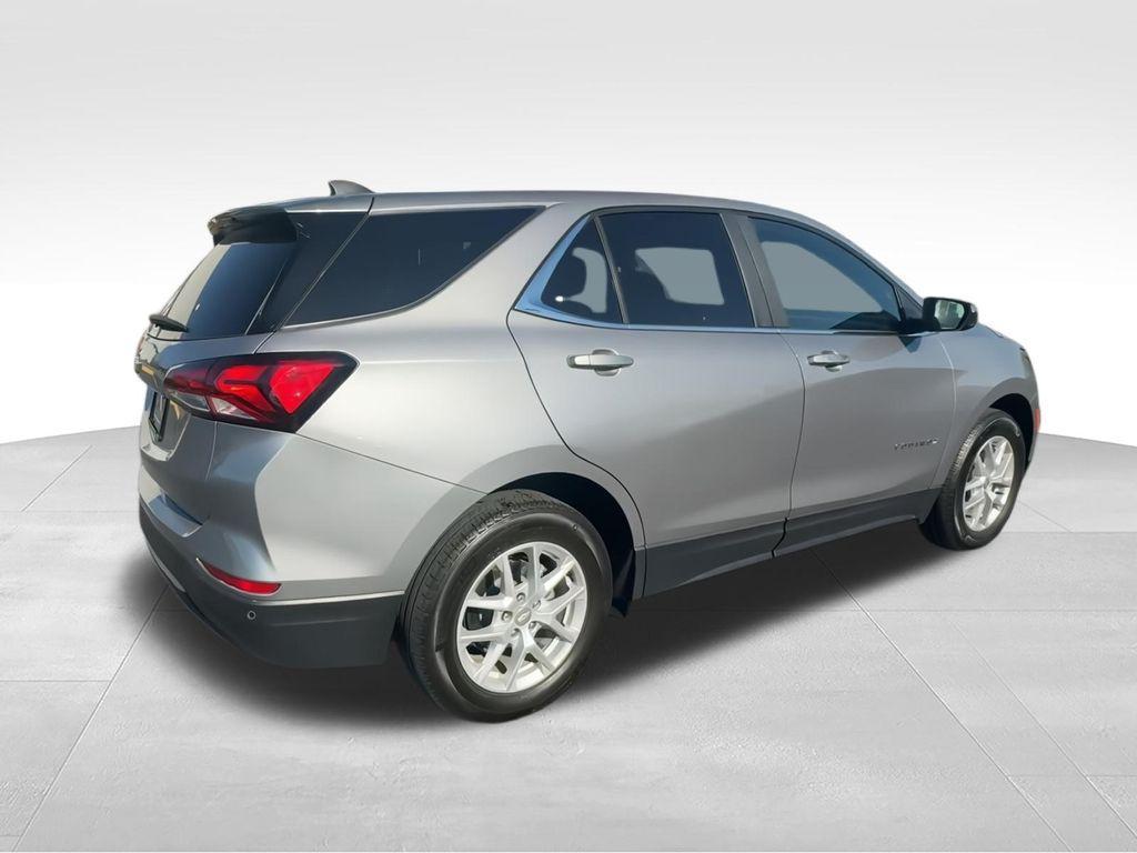 used 2024 Chevrolet Equinox car, priced at $25,544