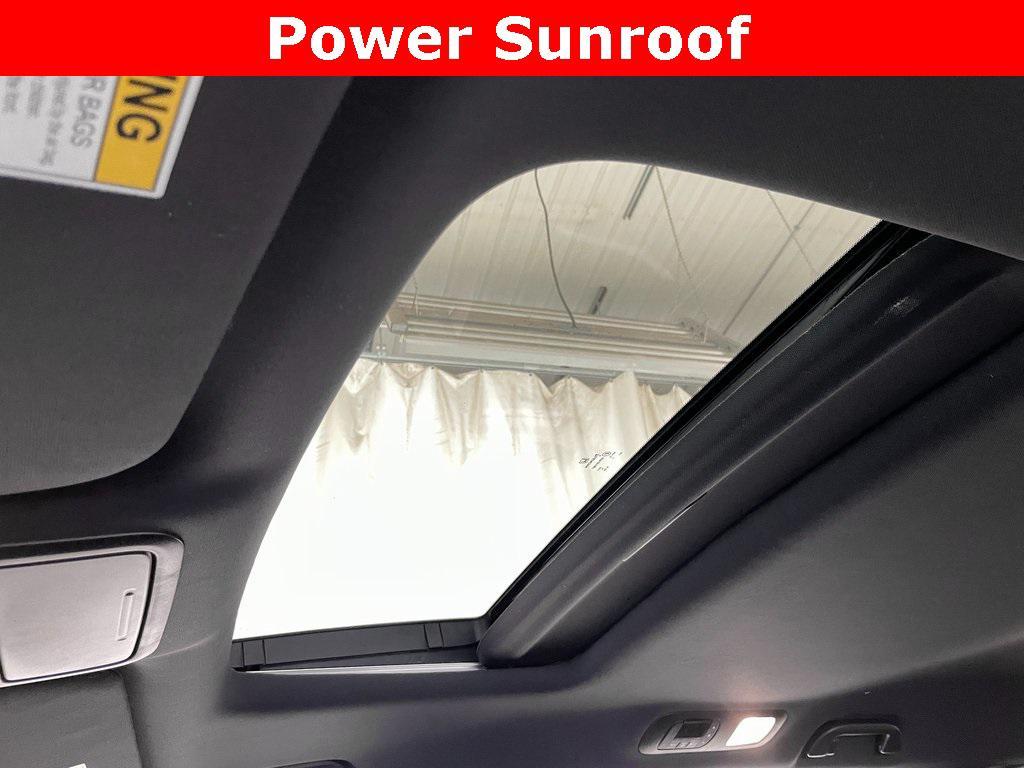 used 2024 Honda Odyssey car, priced at $37,635