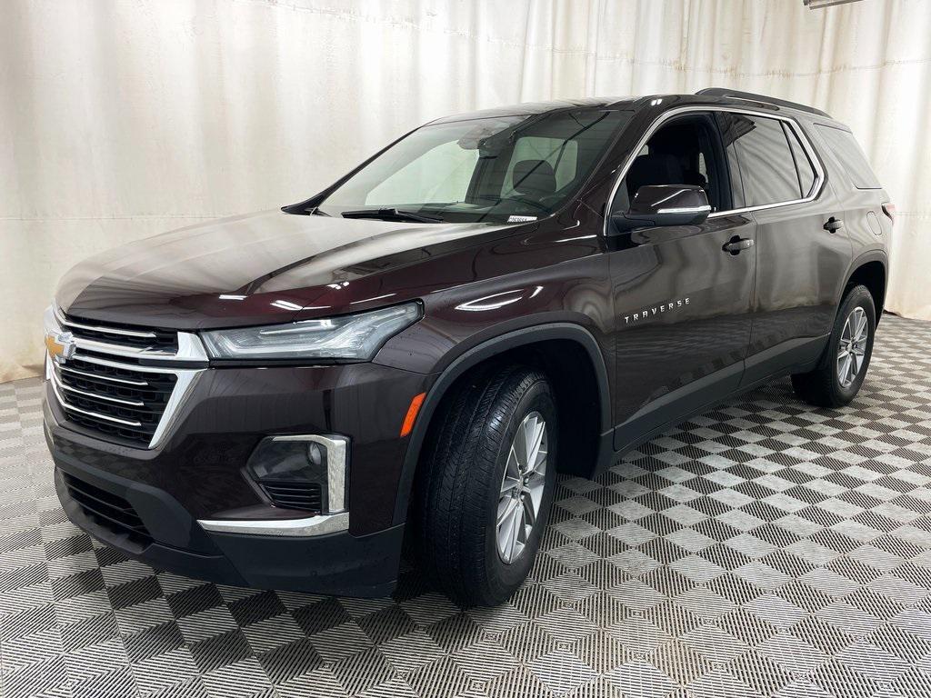 used 2022 Chevrolet Traverse car, priced at $27,999