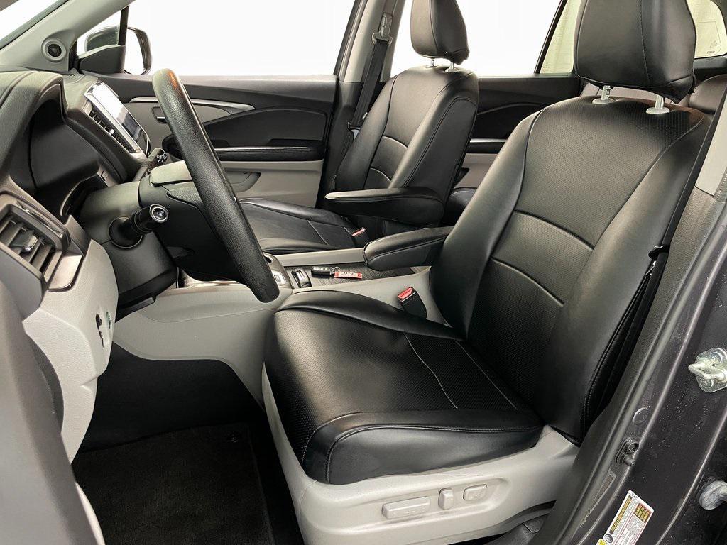 used 2016 Honda Pilot car, priced at $15,995