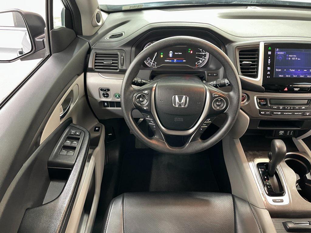 used 2016 Honda Pilot car, priced at $15,995