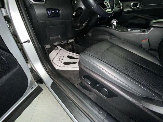 used 2022 Kia Sorento car, priced at $18,490