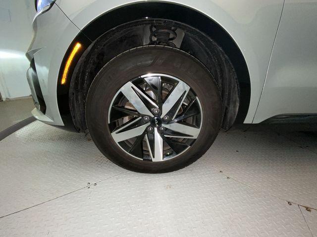 used 2022 Kia Sorento car, priced at $18,490