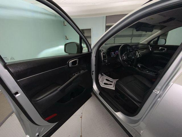 used 2022 Kia Sorento car, priced at $18,490