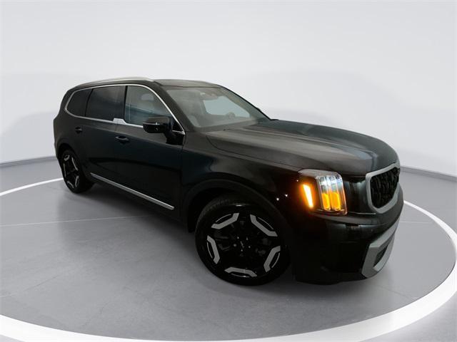 used 2024 Kia Telluride car, priced at $35,481