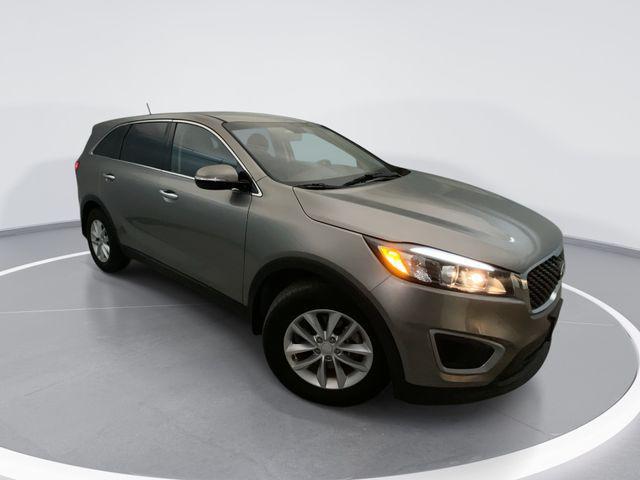 used 2018 Kia Sorento car, priced at $15,990
