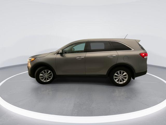 used 2018 Kia Sorento car, priced at $15,990