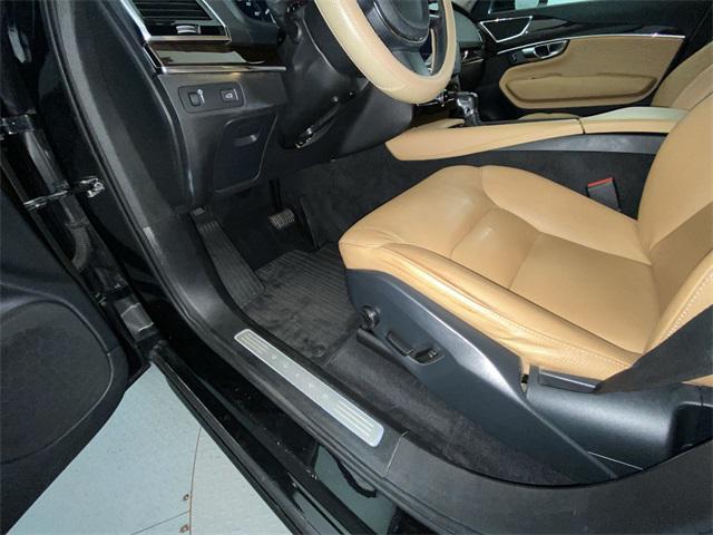 used 2016 Volvo XC90 car, priced at $13,493