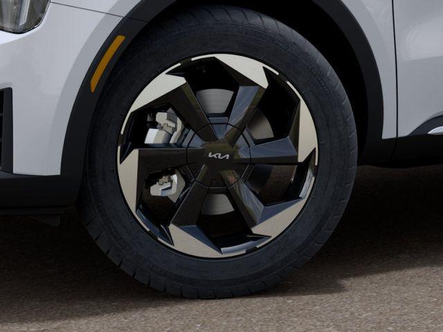 new 2026 Kia Sorento Hybrid car, priced at $40,848