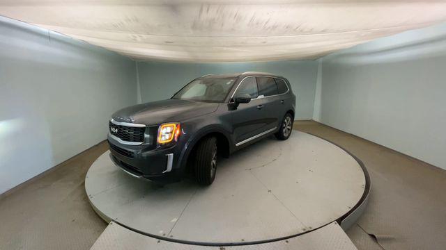 used 2022 Kia Telluride car, priced at $30,289