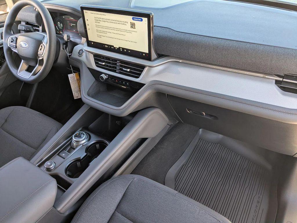 new 2026 Ford Explorer car, priced at $40,585