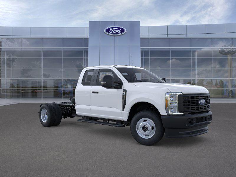 new 2026 Ford F-350 car, priced at $62,600
