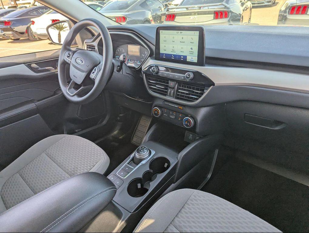 used 2022 Ford Escape car, priced at $17,999