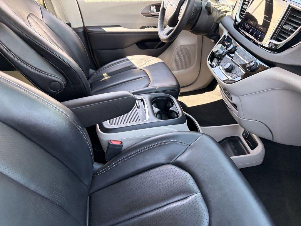used 2023 Chrysler Pacifica car, priced at $21,592