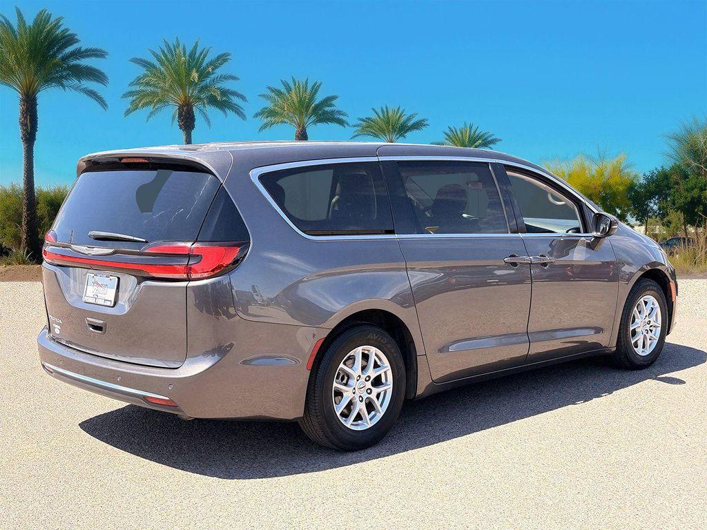 used 2023 Chrysler Pacifica car, priced at $21,592