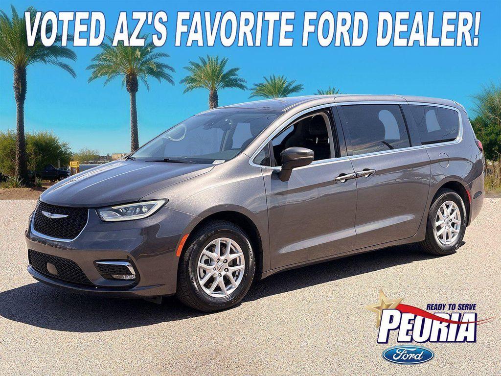 used 2023 Chrysler Pacifica car, priced at $21,592