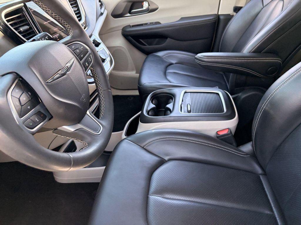 used 2023 Chrysler Pacifica car, priced at $21,592
