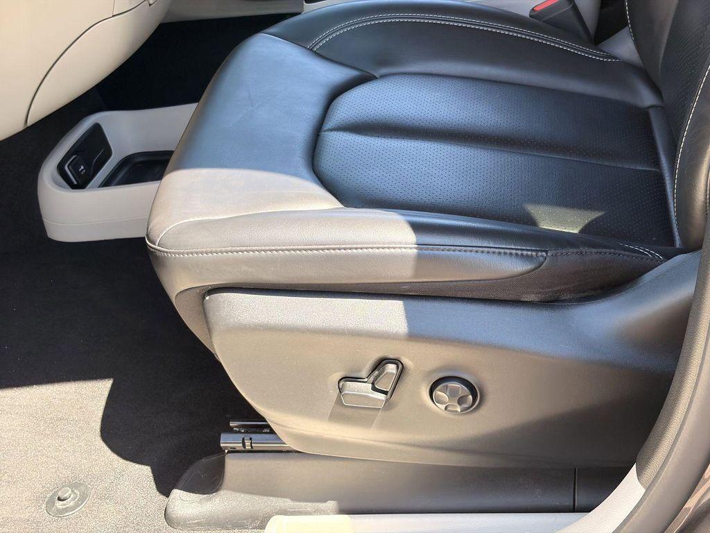 used 2023 Chrysler Pacifica car, priced at $21,592