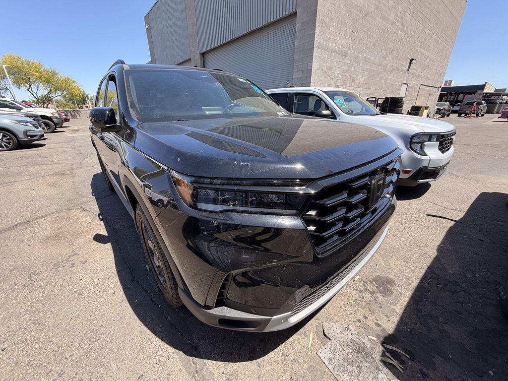 used 2024 Honda Pilot car, priced at $40,460