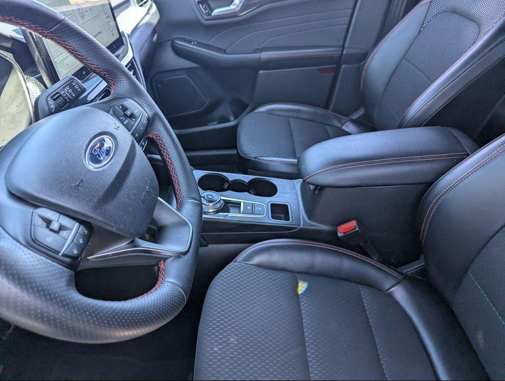 used 2024 Ford Escape car, priced at $22,292