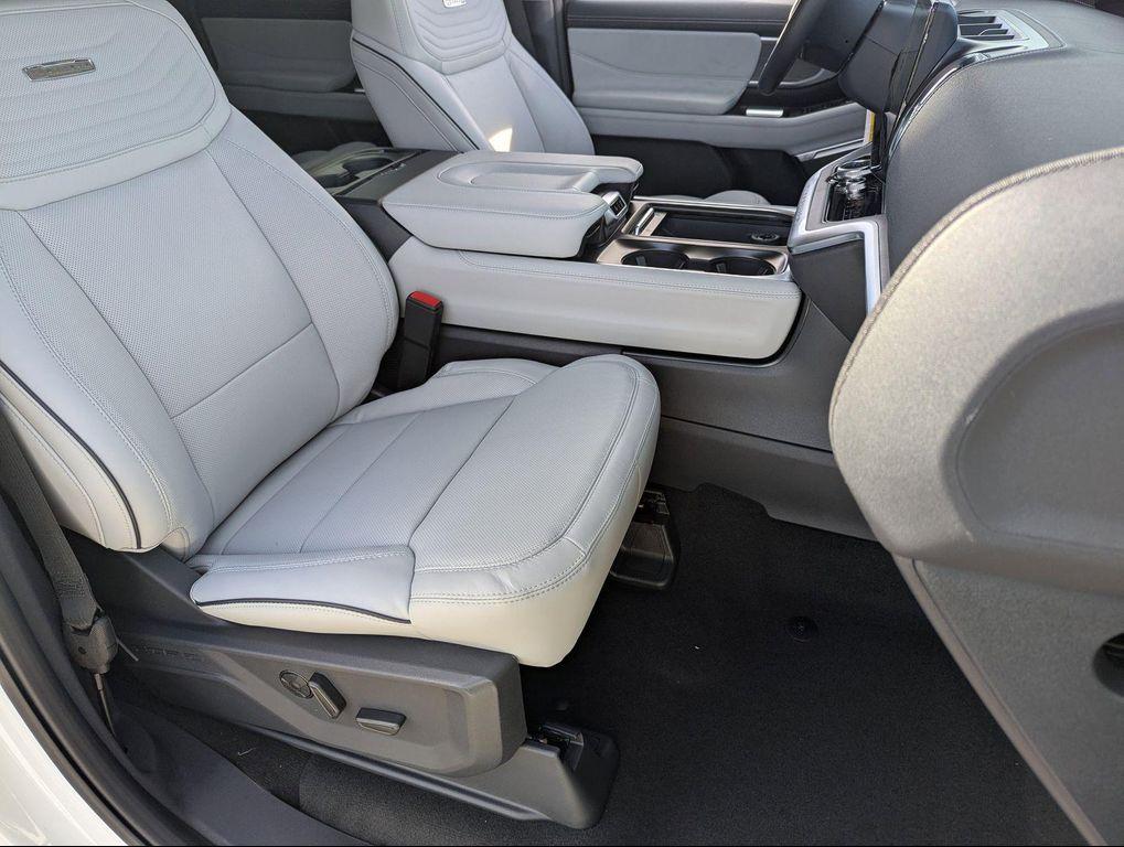 new 2026 Ford Expedition Max car, priced at $98,055