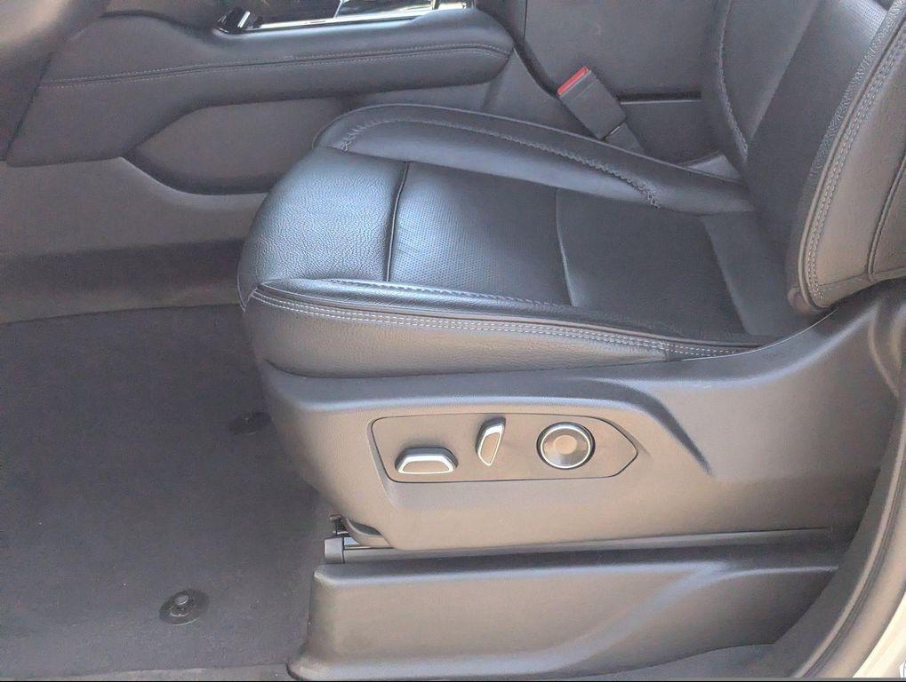 used 2025 GMC Yukon XL car, priced at $68,998