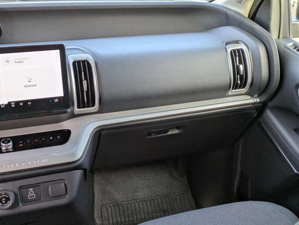 new 2026 Ford Expedition car, priced at $60,620