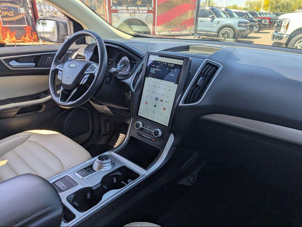 used 2024 Ford Edge car, priced at $24,899