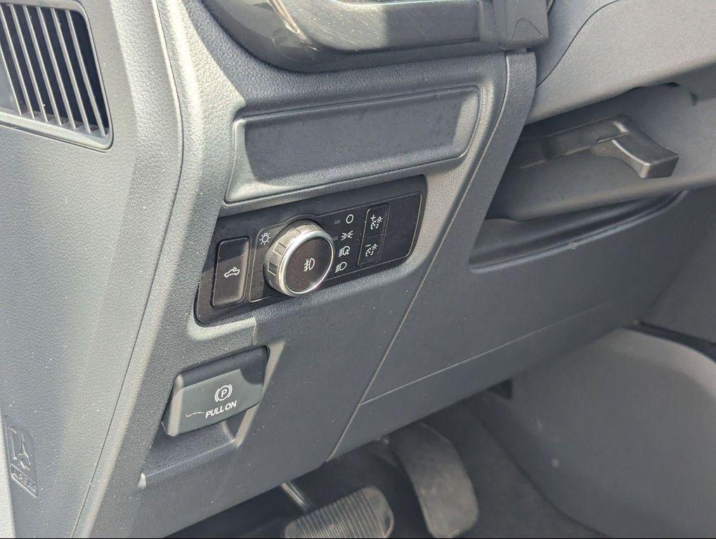 used 2023 Ford F-150 car, priced at $30,999