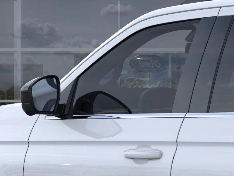 new 2025 Ford Expedition car, priced at $62,155