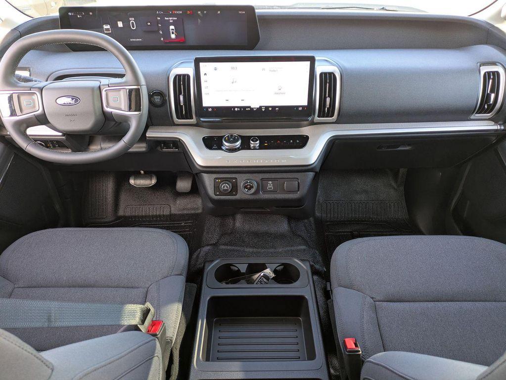 new 2026 Ford Expedition car, priced at $60,620