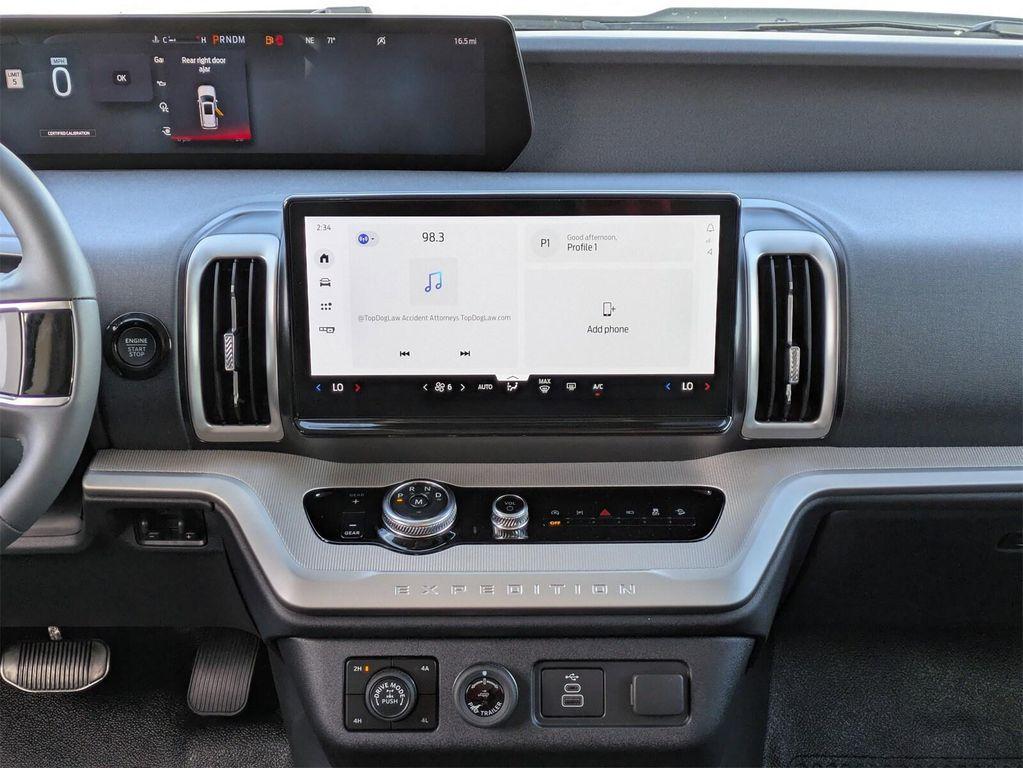 new 2026 Ford Expedition car, priced at $60,620