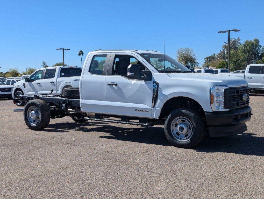 new 2024 Ford F-350 car, priced at $67,350
