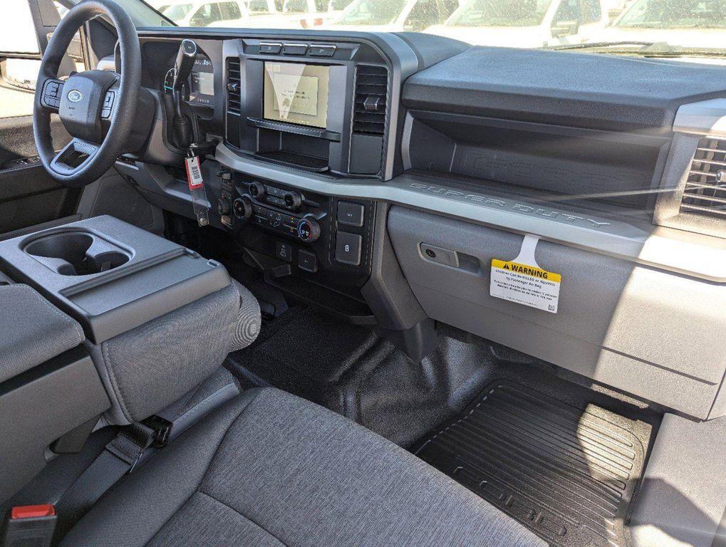 new 2024 Ford F-350 car, priced at $67,350